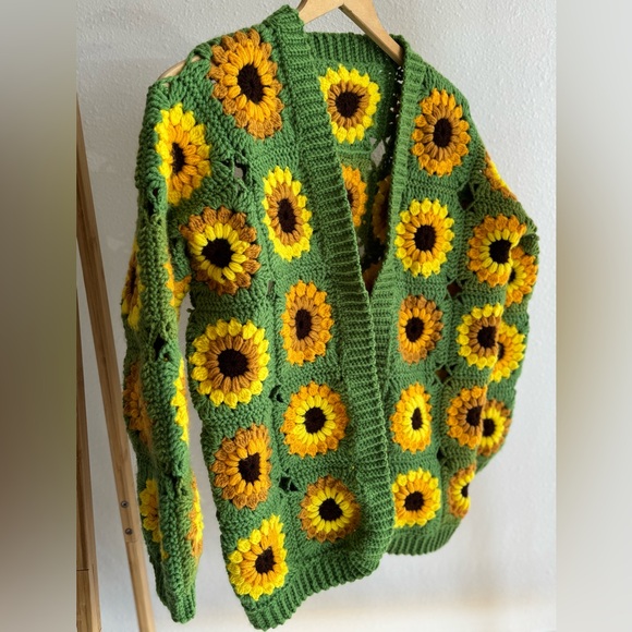 Handmade Green Sunflower Crochet Cardigan - Picture 2 of 8